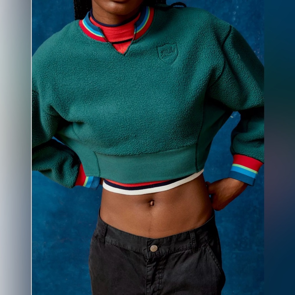 Urban Outfitters Pullover Collins Fleece Sweatshirt